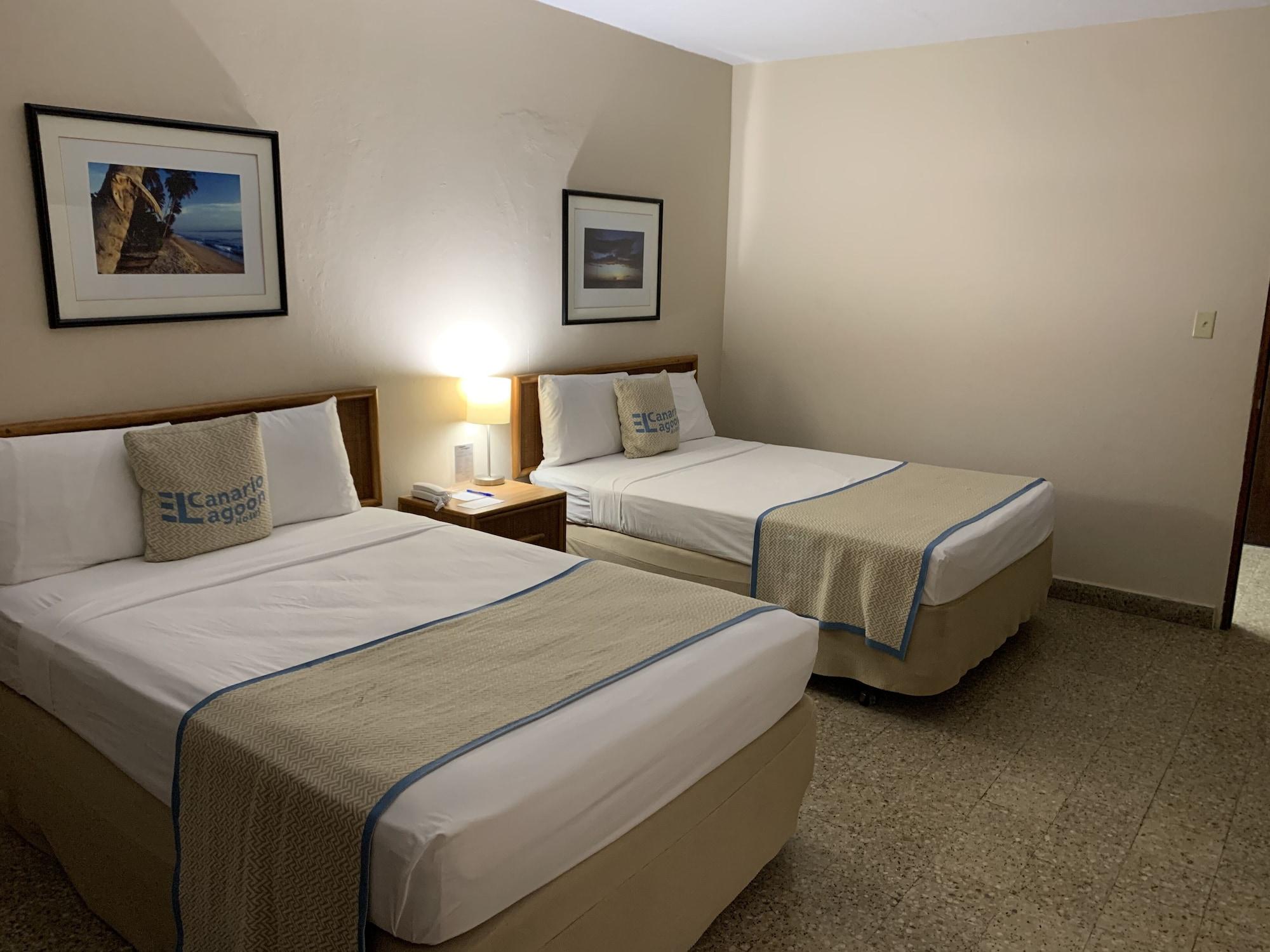 Canario Lagoon Hotel San Juan Esterno foto