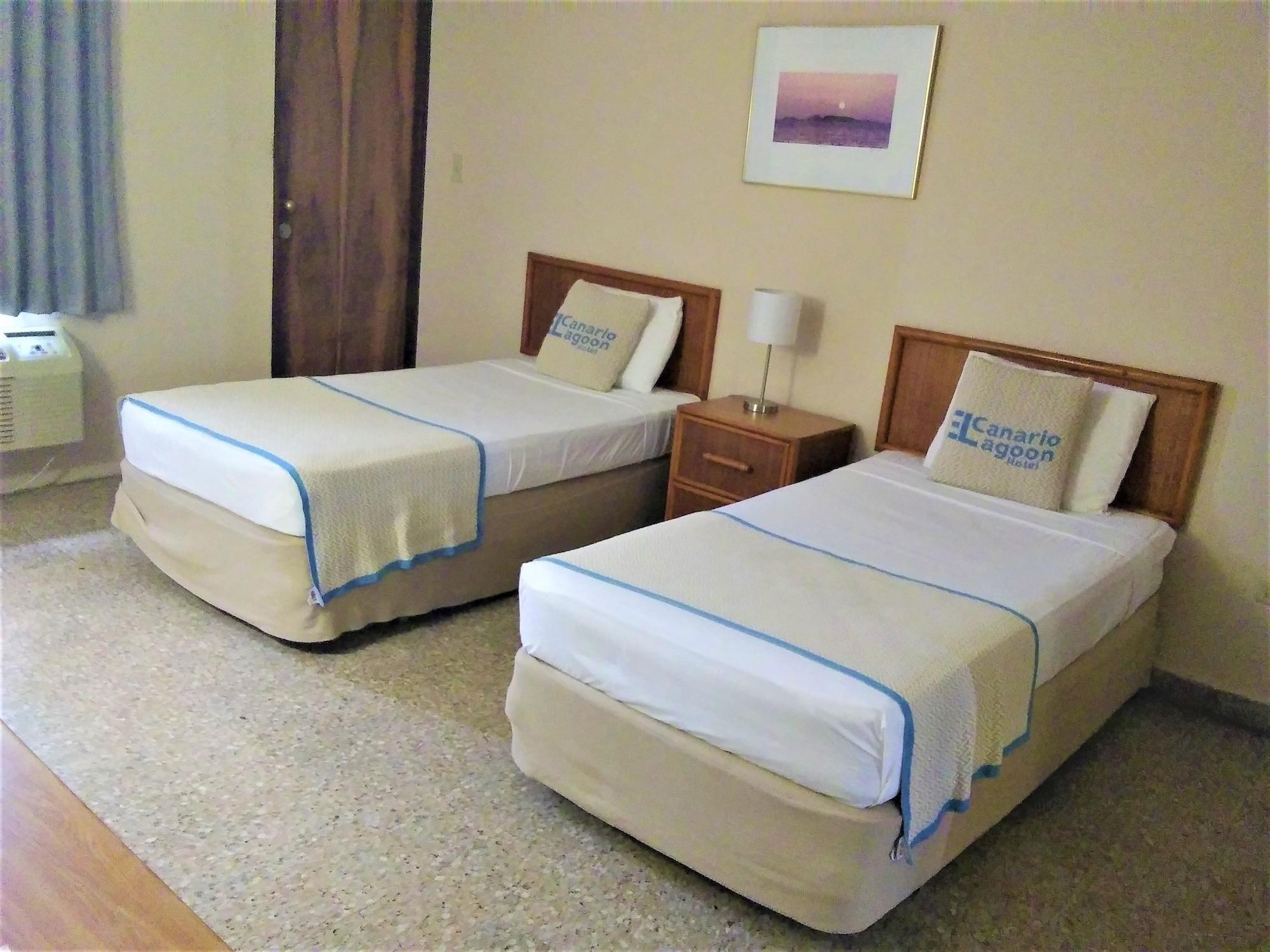 Canario Lagoon Hotel San Juan Esterno foto