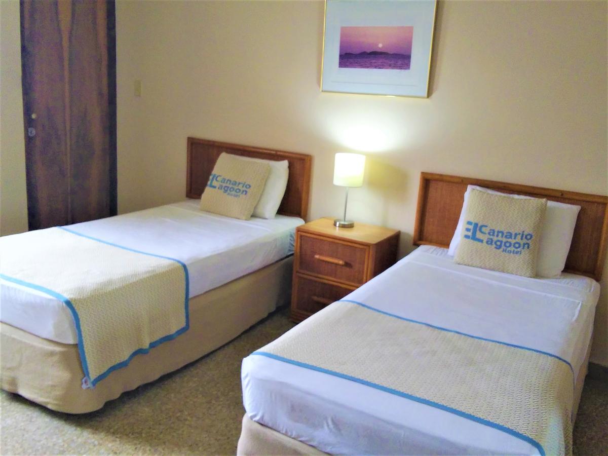 Canario Lagoon Hotel San Juan Esterno foto