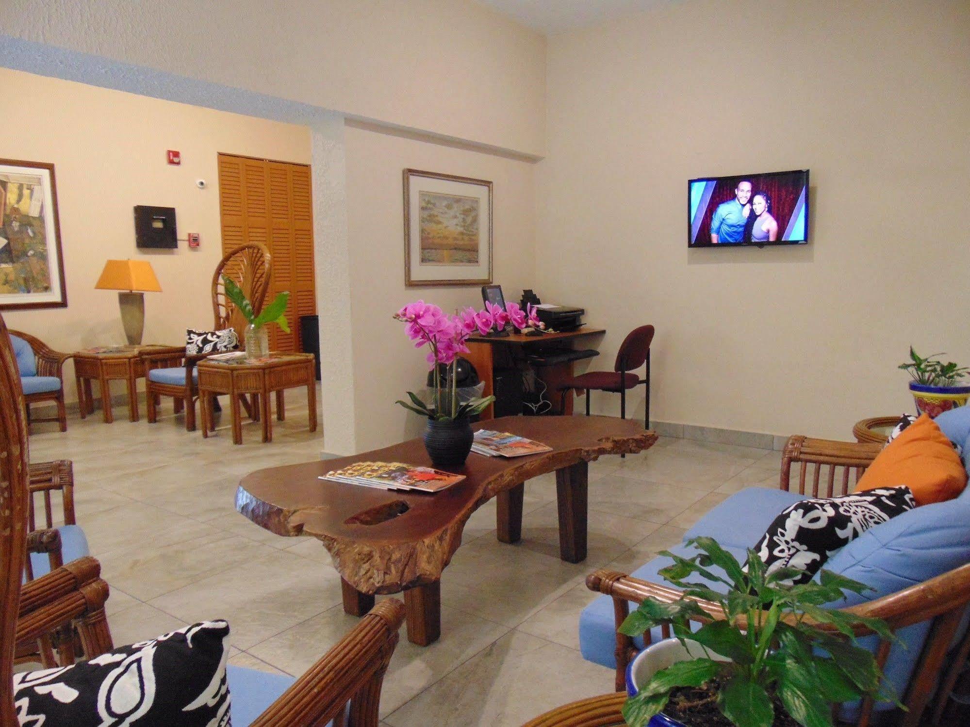 Canario Lagoon Hotel San Juan Esterno foto
