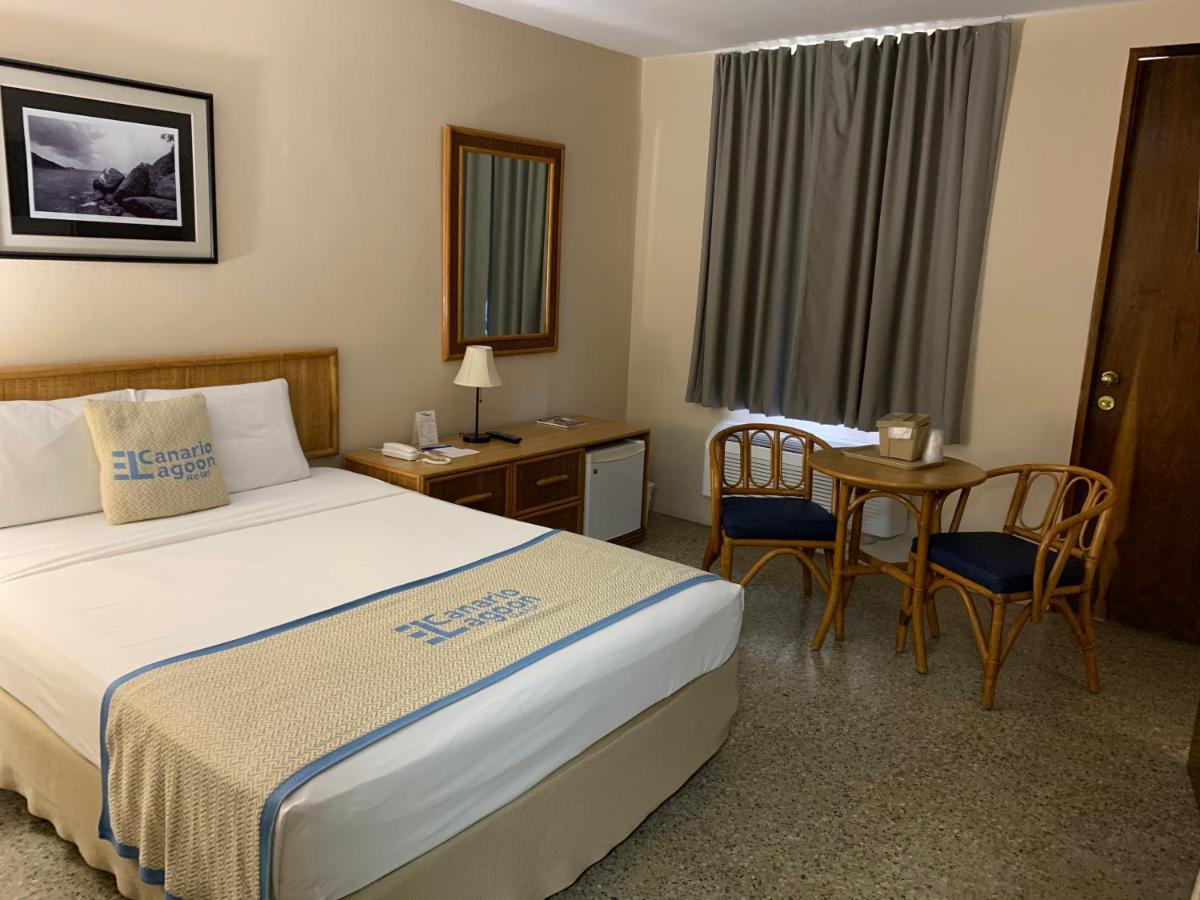 Canario Lagoon Hotel San Juan Esterno foto